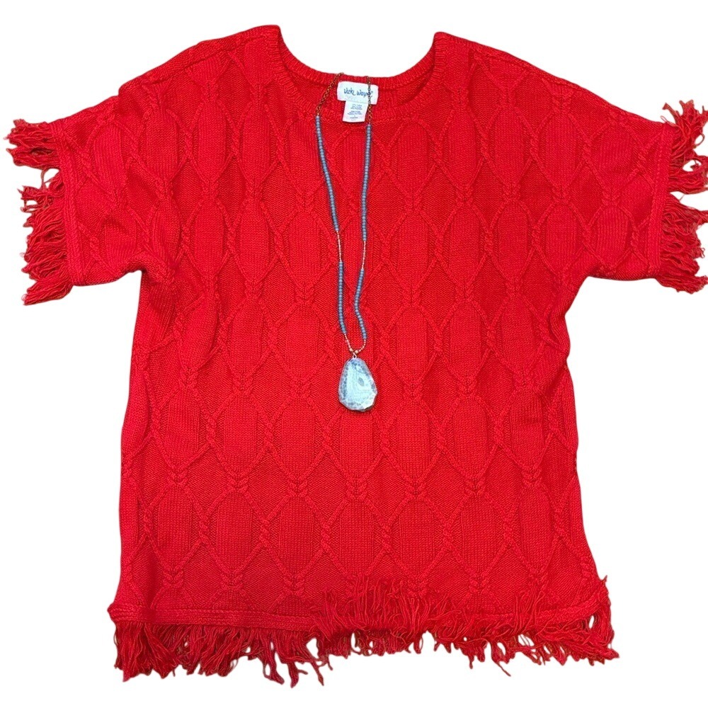 Vintage Boho Red Fringe Knit Top M/L EUC

57% Cotton
33% Poly